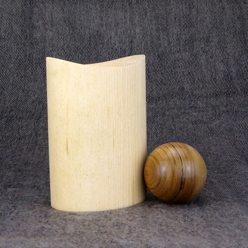 Ovale Deko-Dose mit Nuss-Kugel – Bild 4